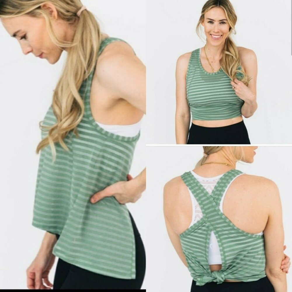 ZYIA Nimbus Split Back Tank Top  Size Medium